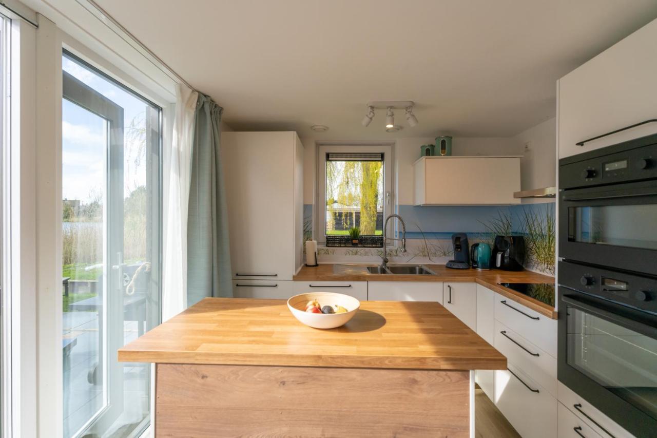 Meertje Villa 81 Op Recreatiepark De Wielen Синт-Мартен Экстерьер фото