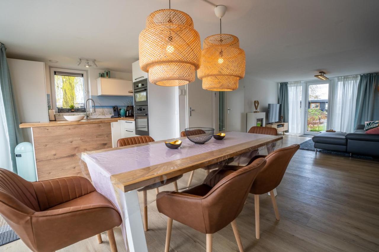 Meertje Villa 81 Op Recreatiepark De Wielen Синт-Мартен Экстерьер фото